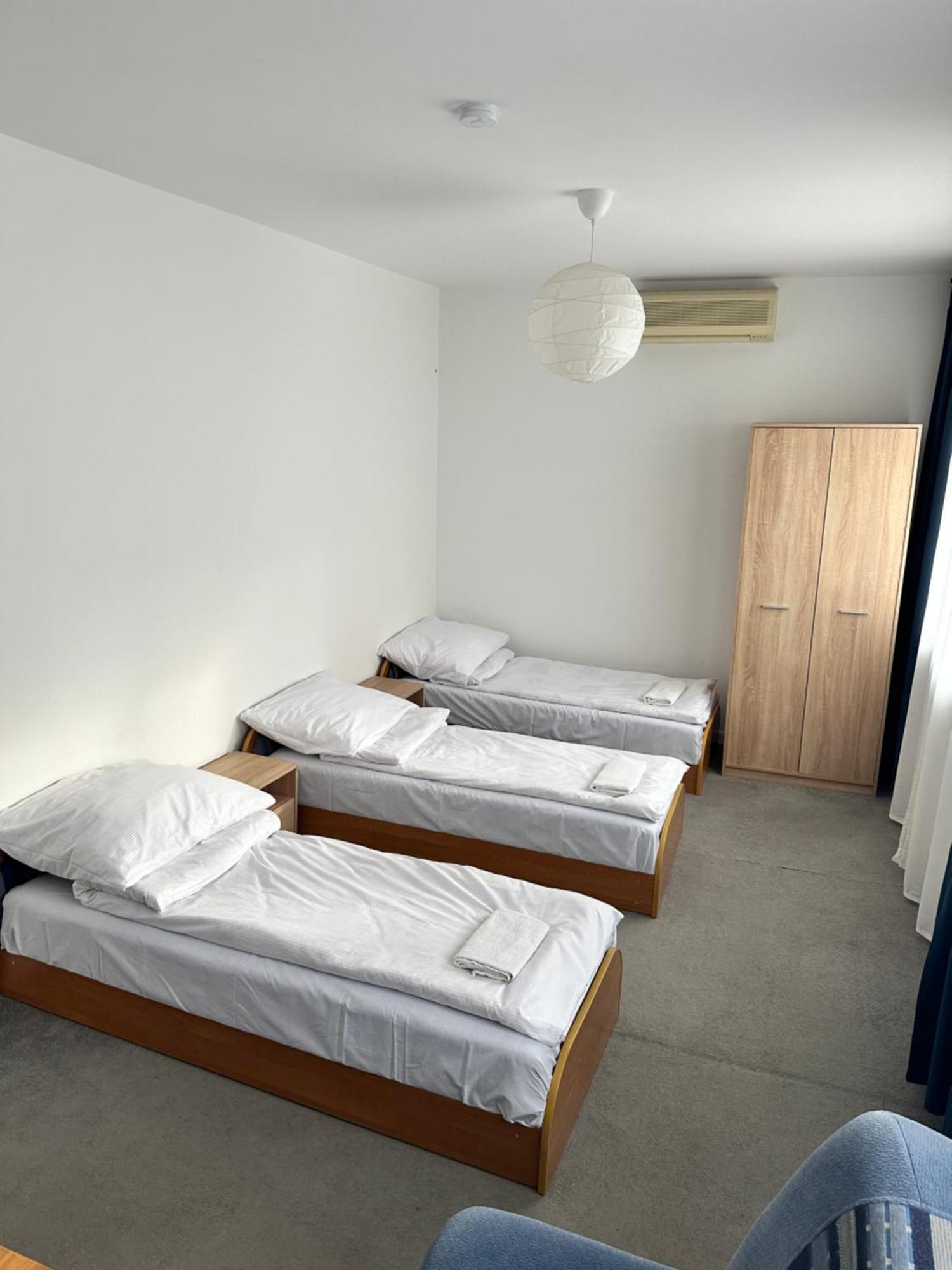 Hostel Demi Krakow Ngoại thất bức ảnh