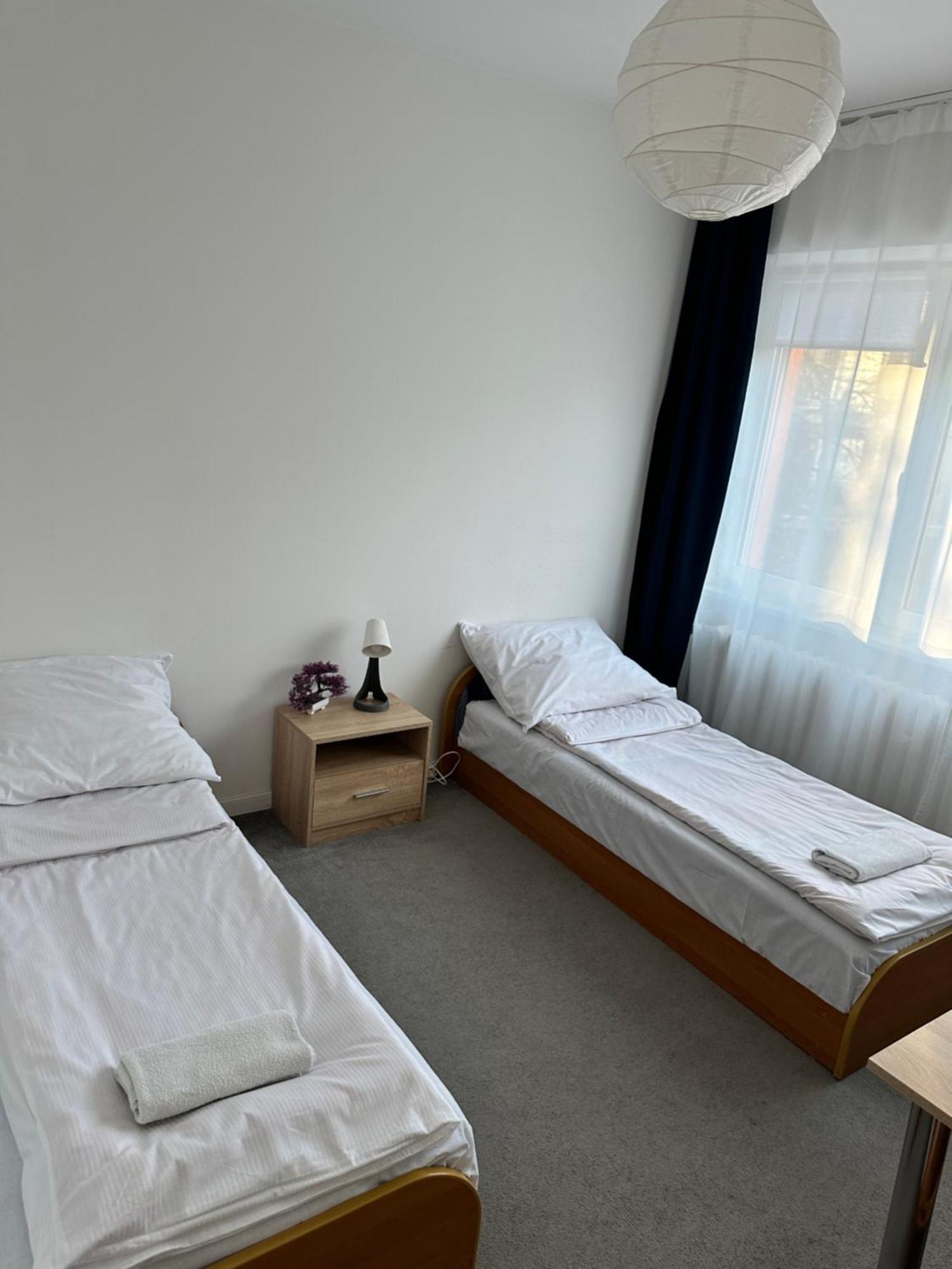 Hostel Demi Krakow Ngoại thất bức ảnh