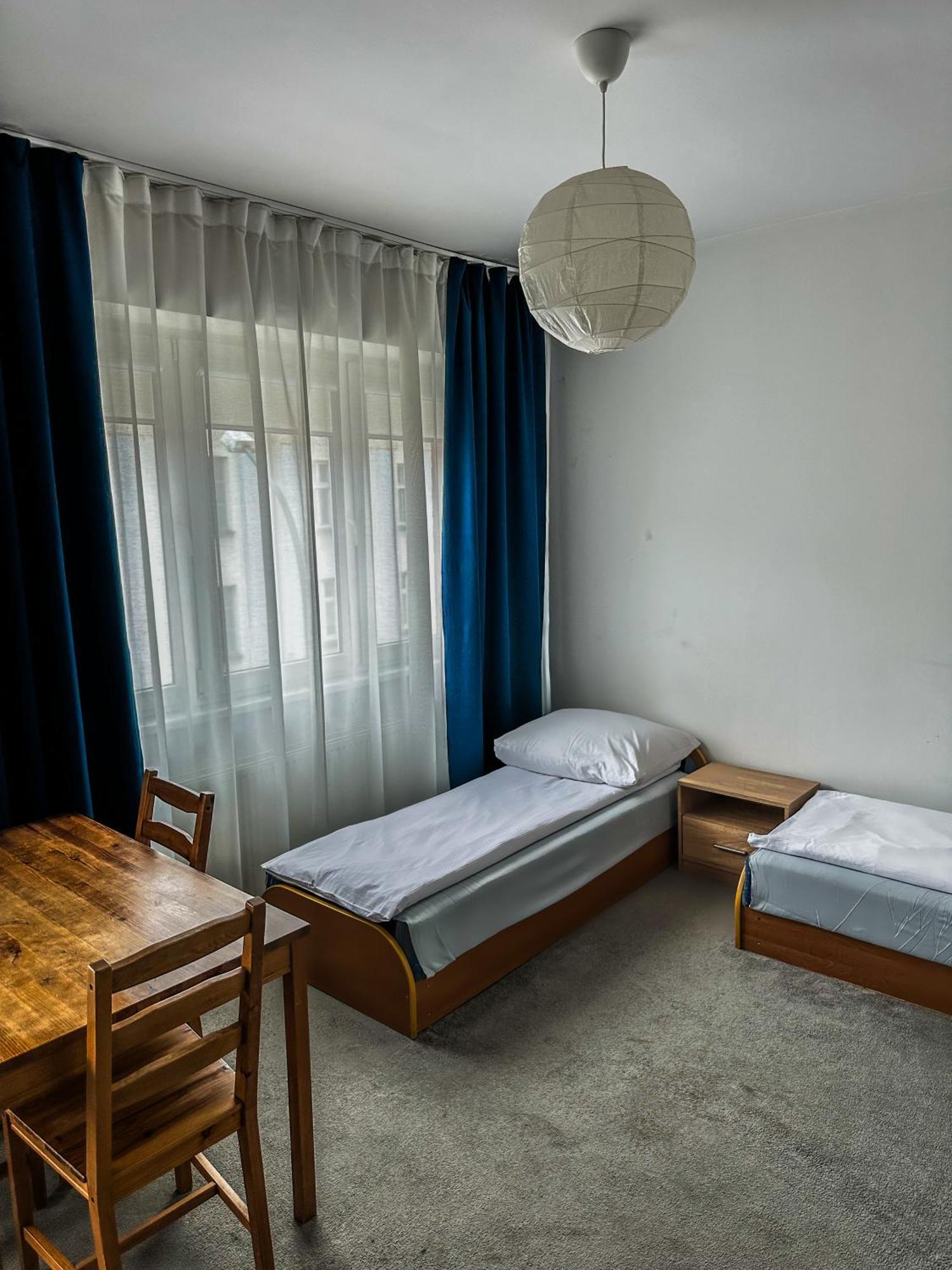 Hostel Demi Krakow Ngoại thất bức ảnh