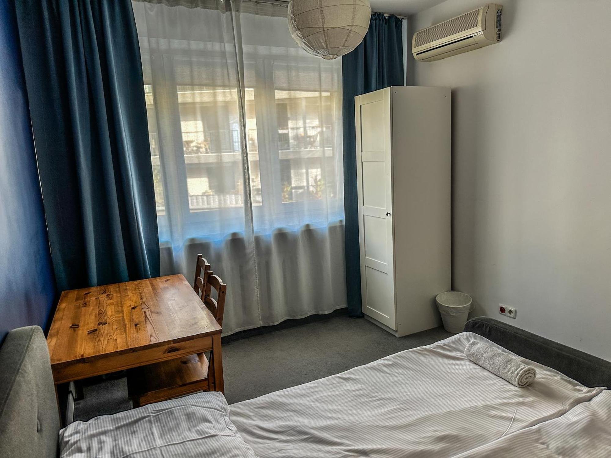 Hostel Demi Krakow Ngoại thất bức ảnh